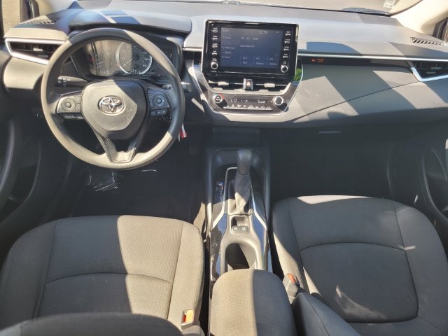 Used 2020  Toyota LE image 16