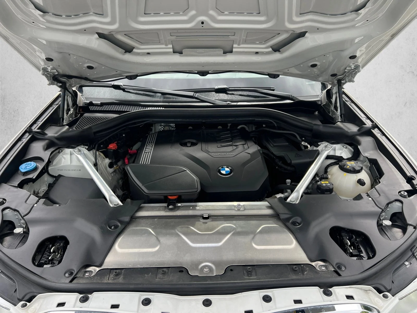 Used 2020 Alpine White BMW xDrive30i image 27