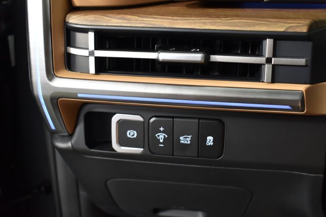 New 2027 Gray Hyundai Limited AWD image 32