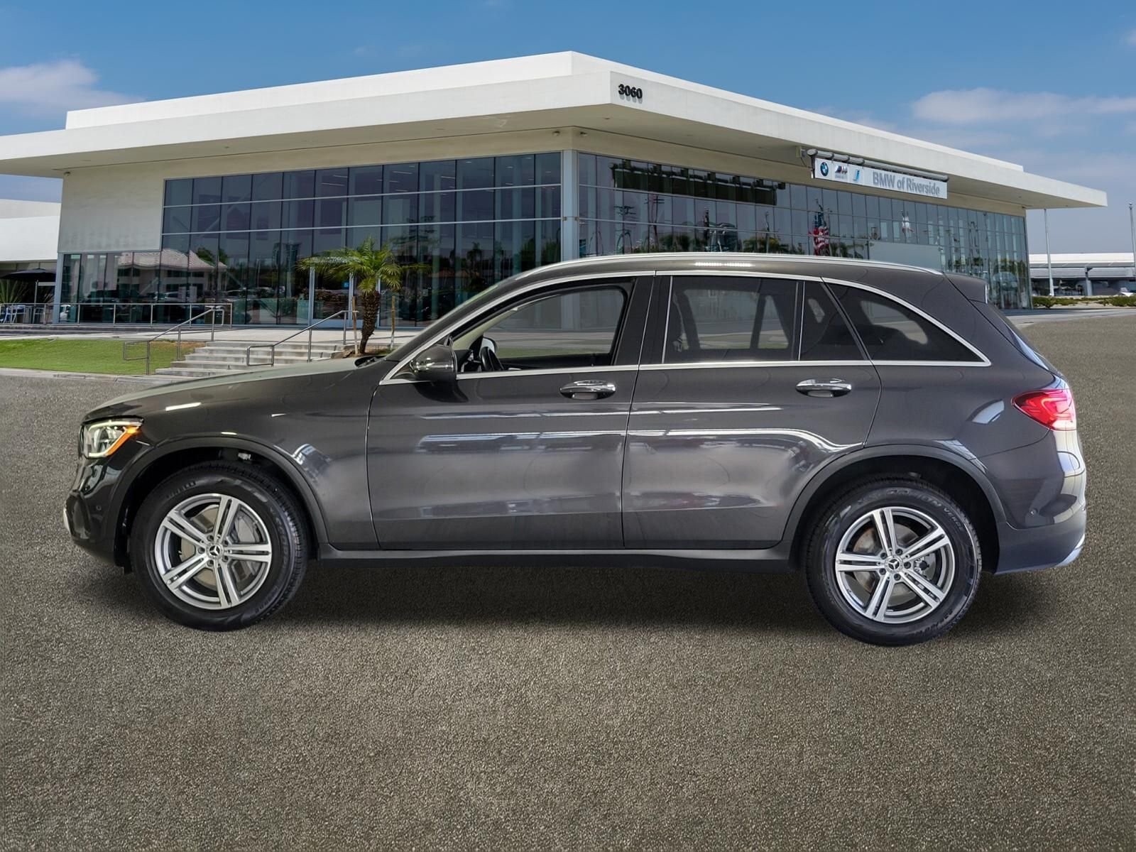 Used 2021 Gray Mercedes-Benz GLC 300 image 2