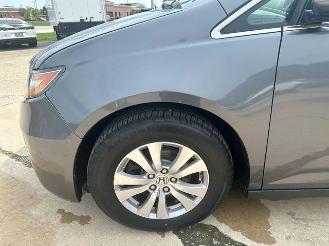 Used 2016 Gray Honda EX-L image 33