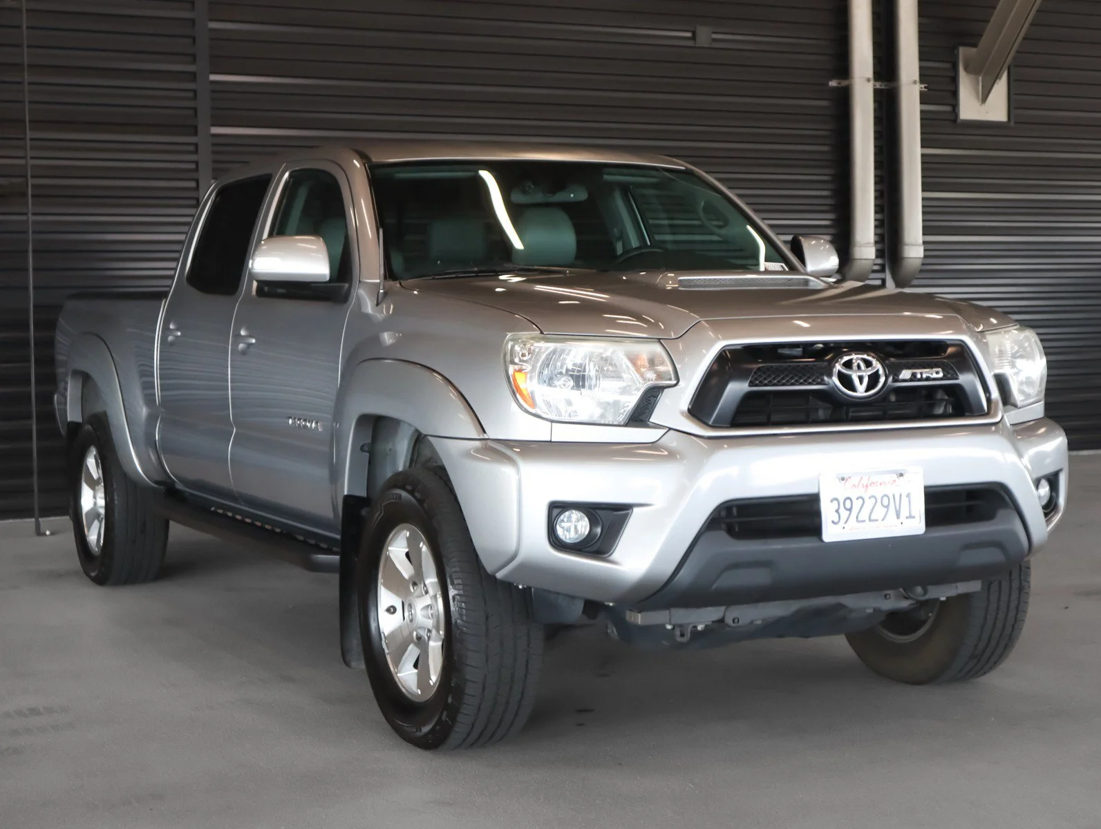Used 2015  Toyota PreRunner image 8