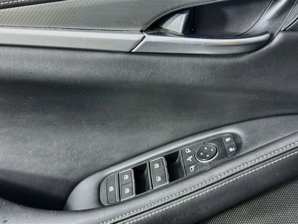 Certified Used 2024 Mineral INFINITI LUXE image 23