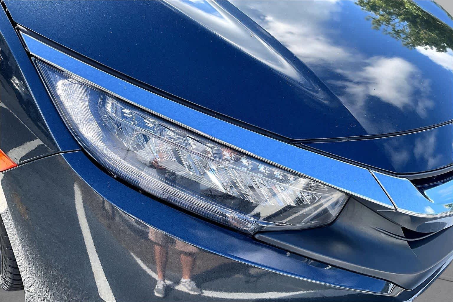 Certified Used 2017 Cosmic Blue Metallic Honda Touring image 28