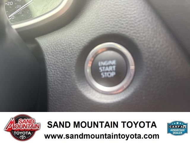 2024 Toyota Corolla Hatchback SE - Photo 19