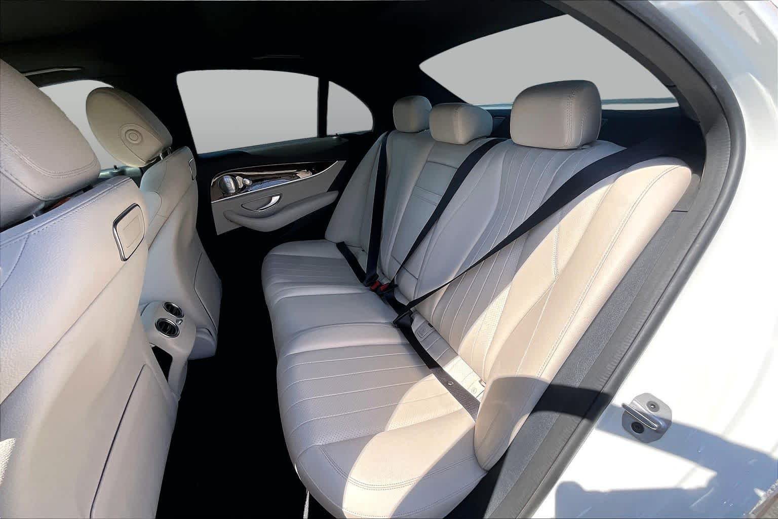 Used 2019 Polar White Mercedes-Benz E 450 image 20