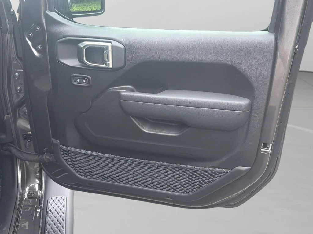 New 2026 Granite Crystal Metallic Clear-Coat Exterior Paint Jeep 85th Anniversary Edition image 14