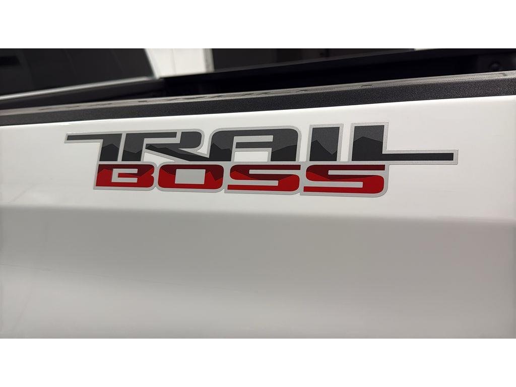 2026 Chevrolet Silverado 1500 Custom Trail Boss - Photo 8