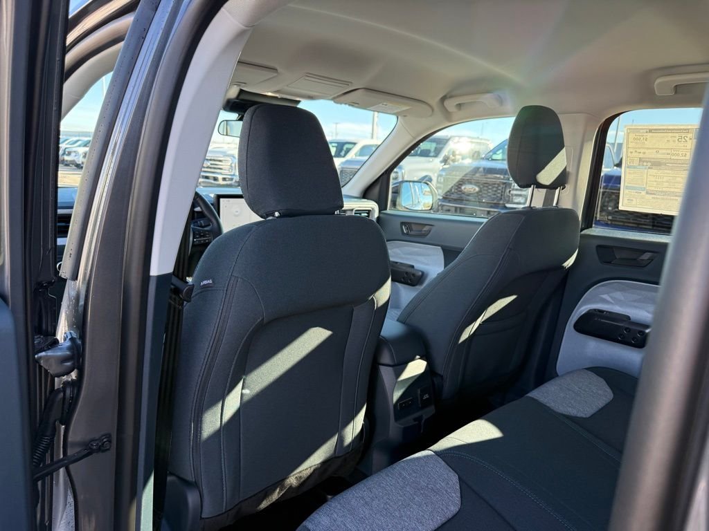 2026 Ford Maverick XLT - Photo 11