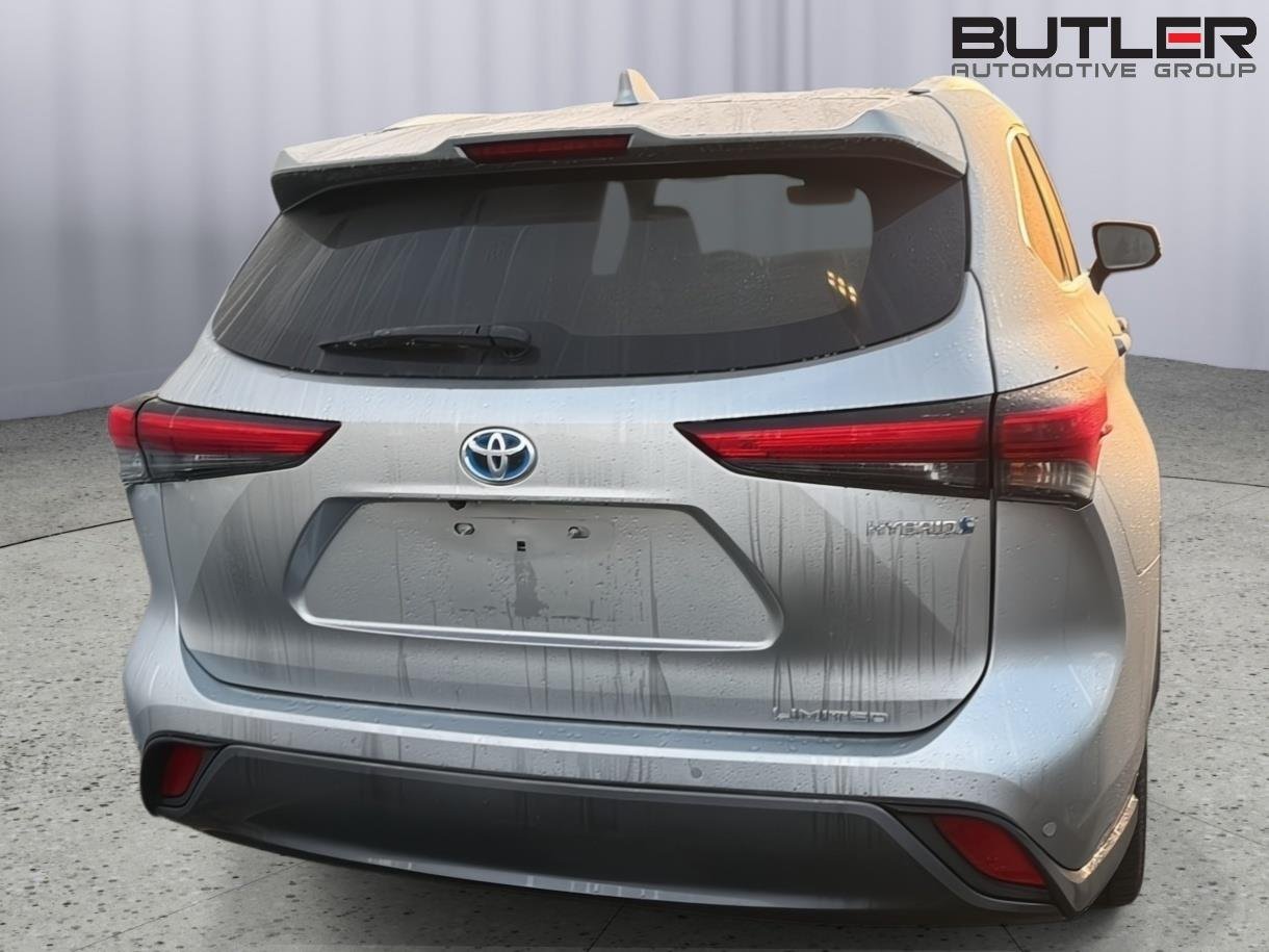 Used 2020 Celestial Silver Metallic Toyota Limited image 9