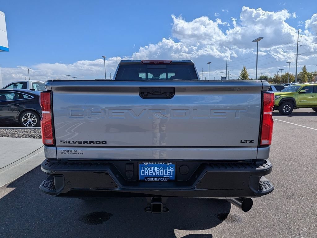 2026 Chevrolet Silverado 3500HD LTZ - Photo 36
