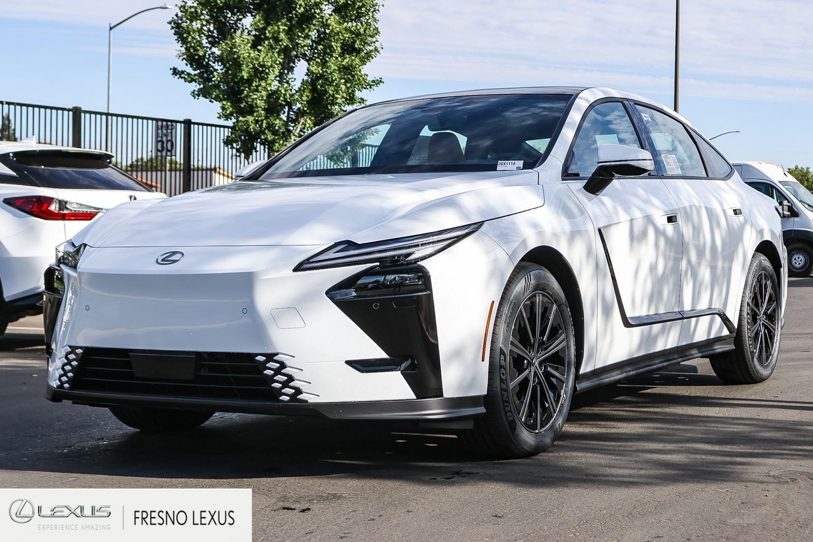 New 2026 Ultra White Lexus ES 350e PREMIUM image 3