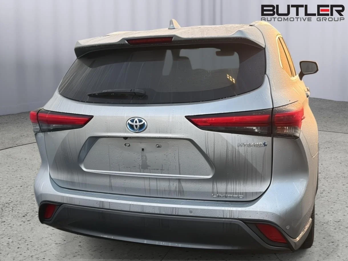 Certified Used 2020 Celestial Silver Metallic Toyota Limited image 9