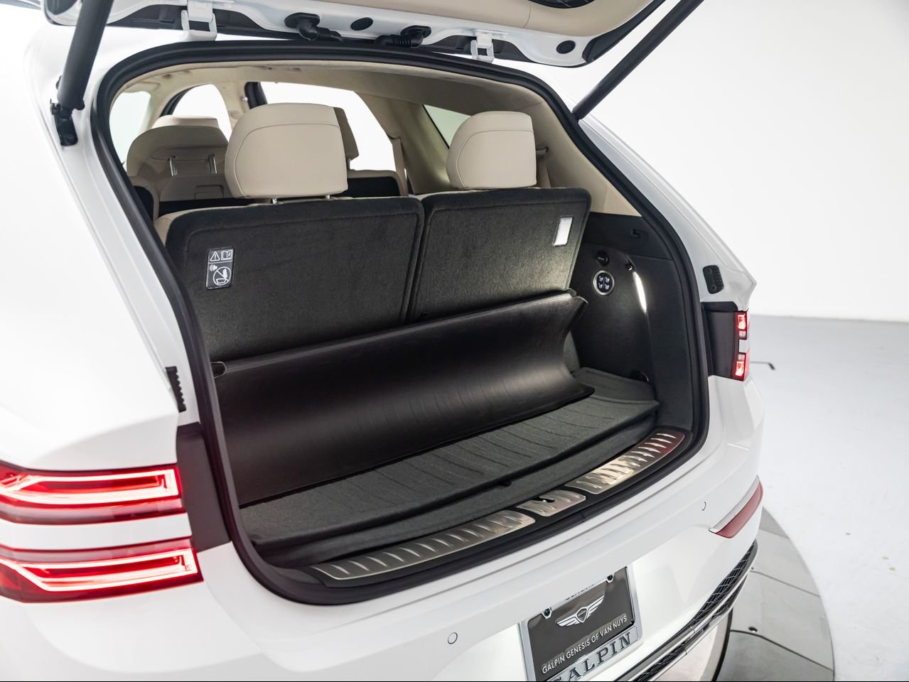 New 2026 Alta White Genesis 3.5T PRESTIGE image 10