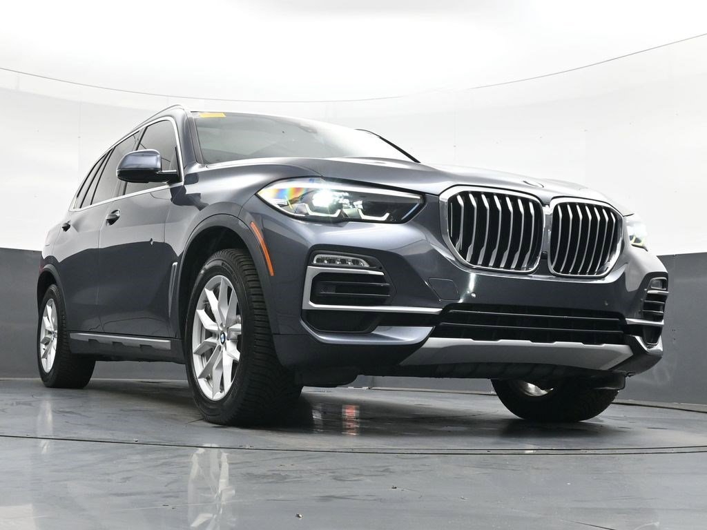 Used 2020 Arctic Gray Metallic BMW xDrive40i image 40