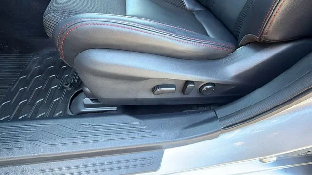 Used 2025 Silver Subaru Sport image 23