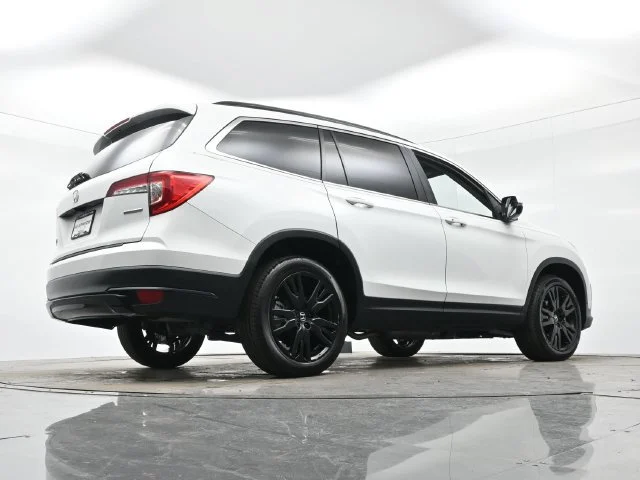 Used 2022 White Honda Special Edition image 32