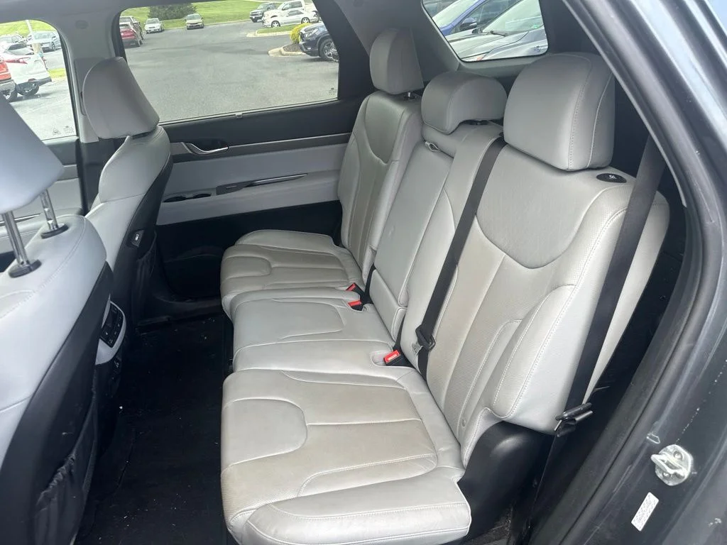 Used 2020 Graphite Hyundai SEL image 14