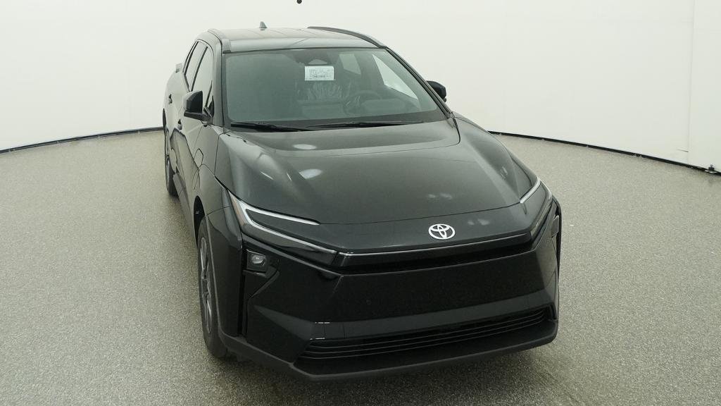 New 2026 Midnight Black Metallic Toyota XLE image 8