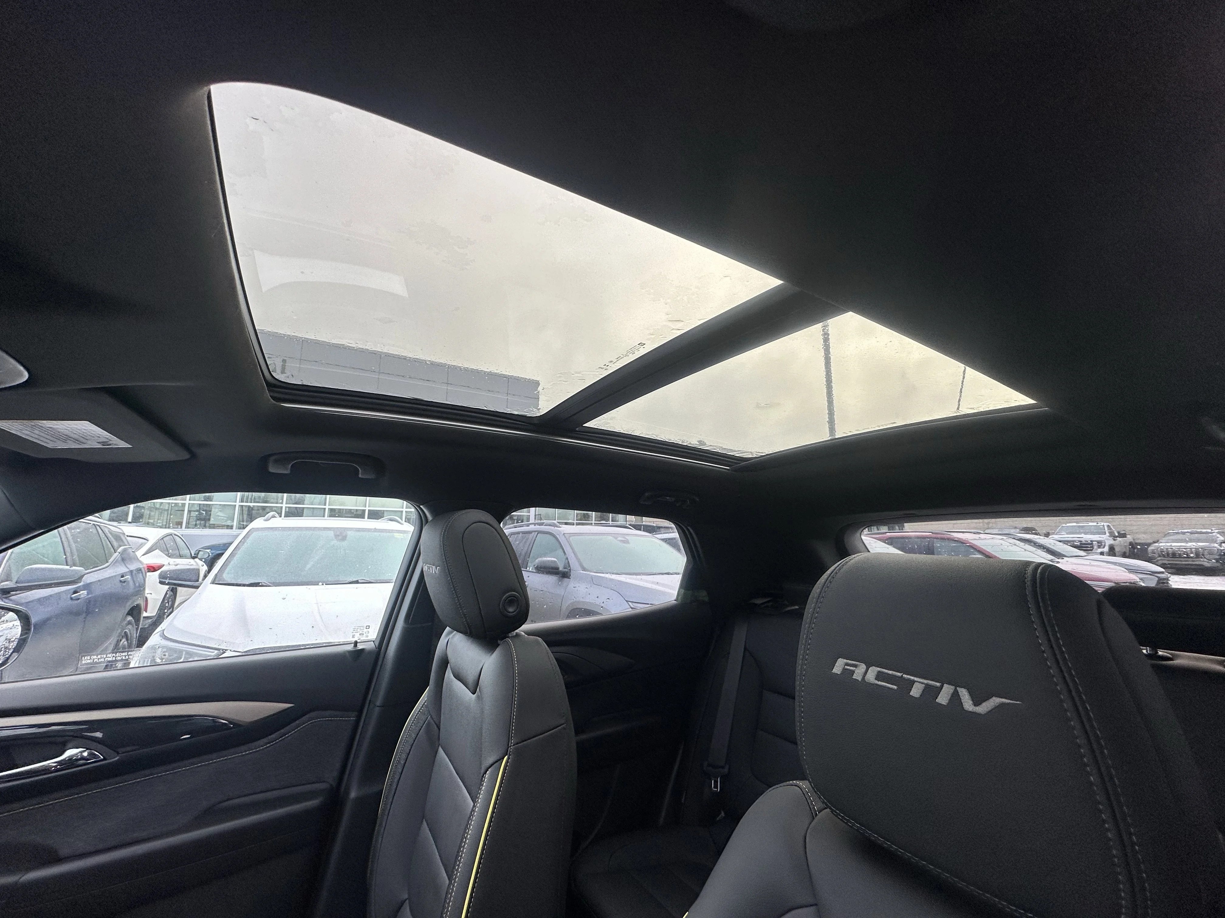 New 2026 Mosaic Black Metallic Chevrolet ACTIV image 17