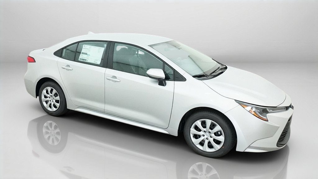 New 2027 Classic Silver Metallic Toyota LE image 6