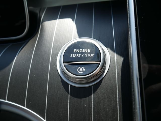 New 2026 Graphite Grey Metallic Mercedes-Benz C 300 image 14