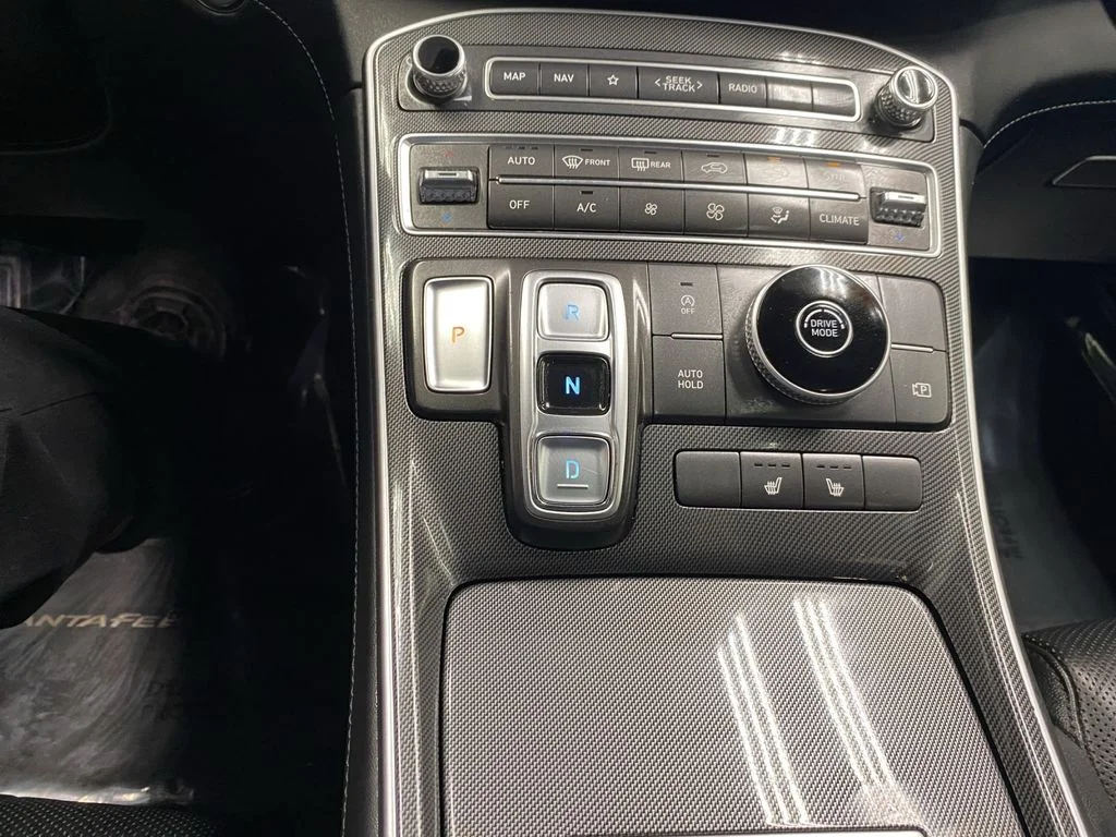 Used 2022 Gray Hyundai SEL image 15