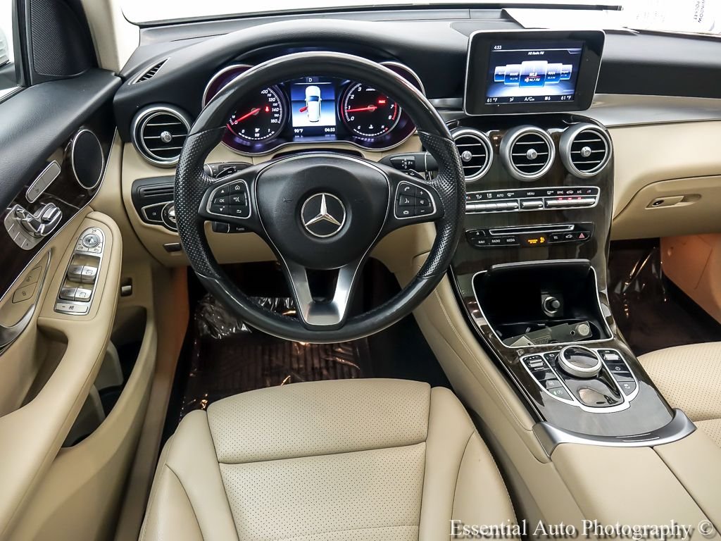 Used 2018  Mercedes-Benz GLC 300 image 14