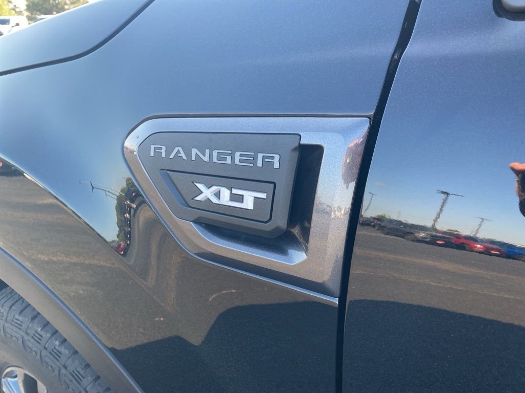 Used 2023 Shadow Black Ford XLT image 38