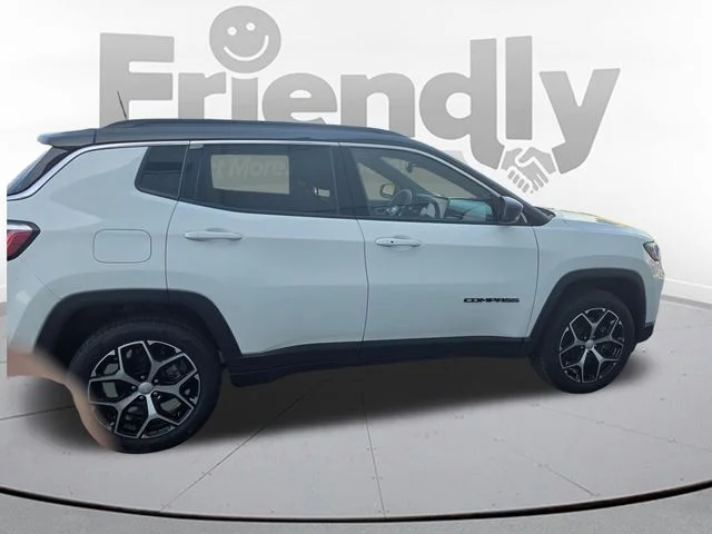 Used 2024 White Jeep Limited image 4