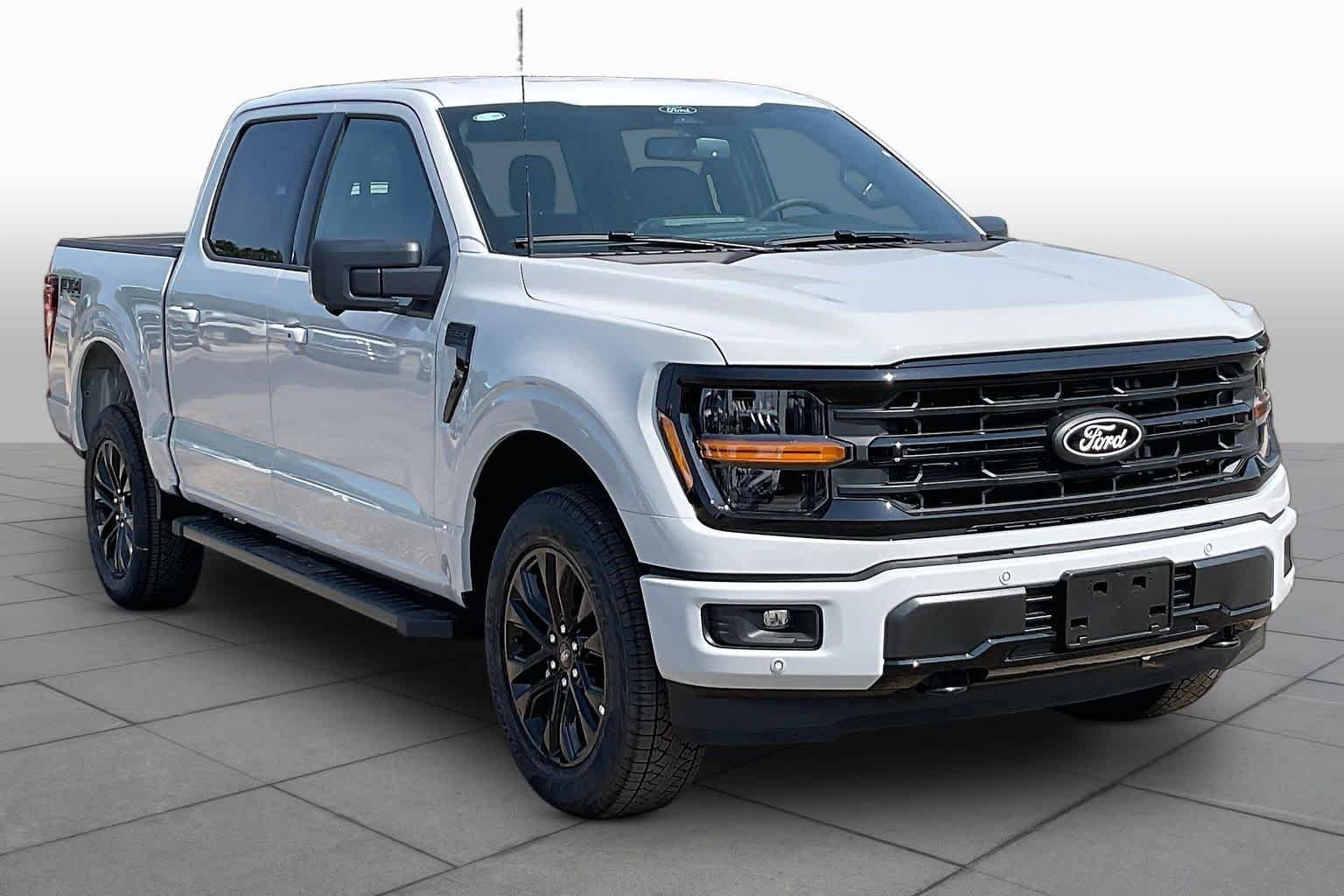 New 2026 Avalanche Ford XLT image 2
