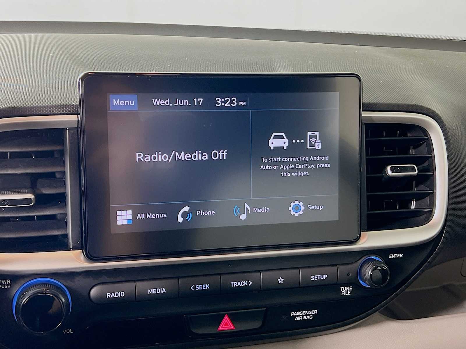 Certified Used 2023 Onyx Black Hyundai SEL image 15
