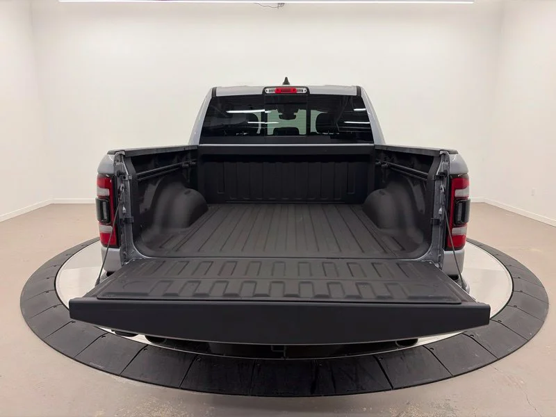 Used 2023 Silver Ram Big Horn/Lone Star image 9