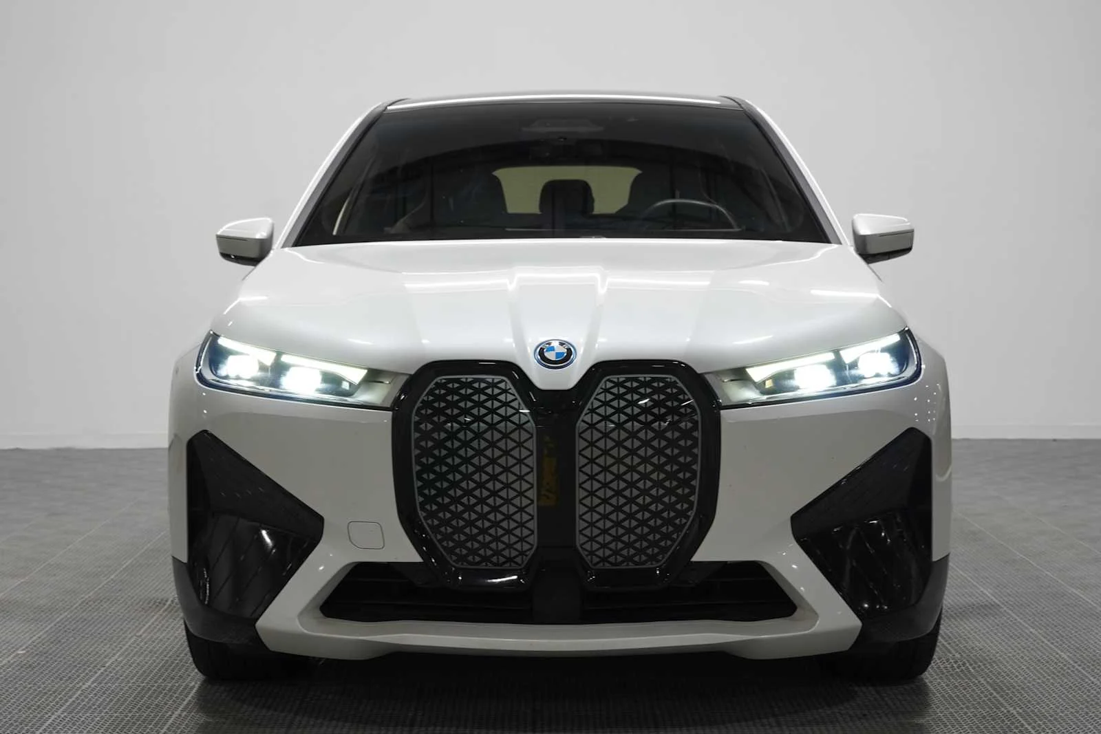 Certified 2024 BMW iX Base with VIN WB523CF08RCN26991 for sale in Grapevine, TX