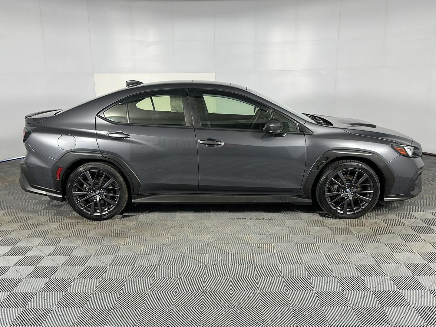 Used 2022 Magnetite Gray Metallic Subaru Premium image 26