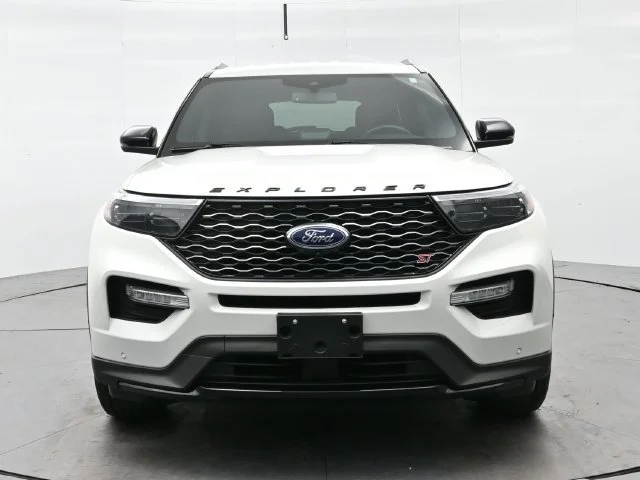Used 2020 Star White Metallic Tri-coat Ford ST image 2