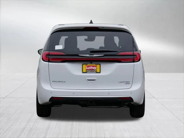 New 2026 Bright White Clearcoat Chrysler Limited image 6
