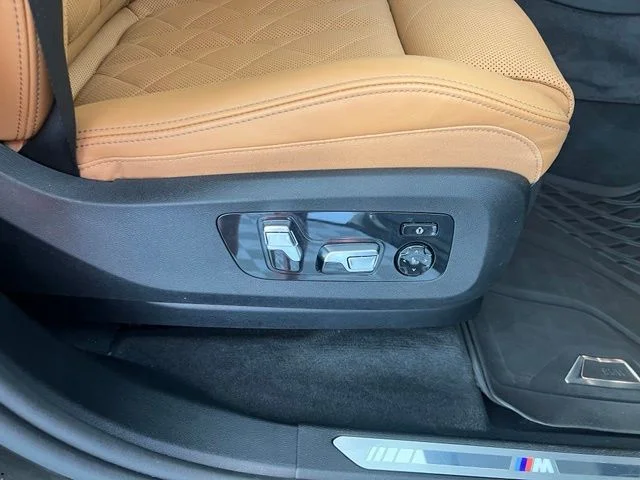 Certified Used 2026 Green BMW xDrive40i image 43