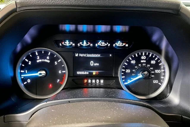 Certified Used 2021 Oxford White Ford XLT image 42