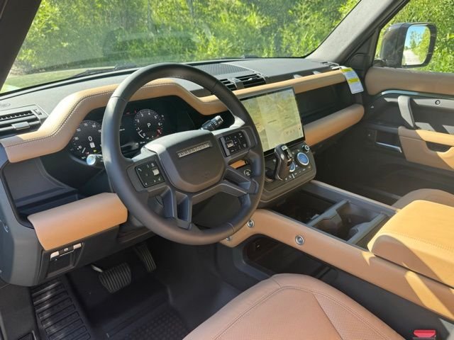 New 2026 Woolstone Green Land Rover X-Dynamic SE image 9