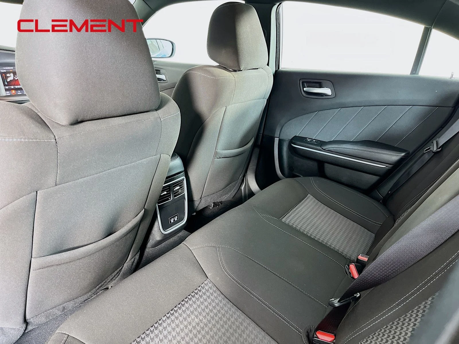 Used 2023 Blue Dodge SXT image 33