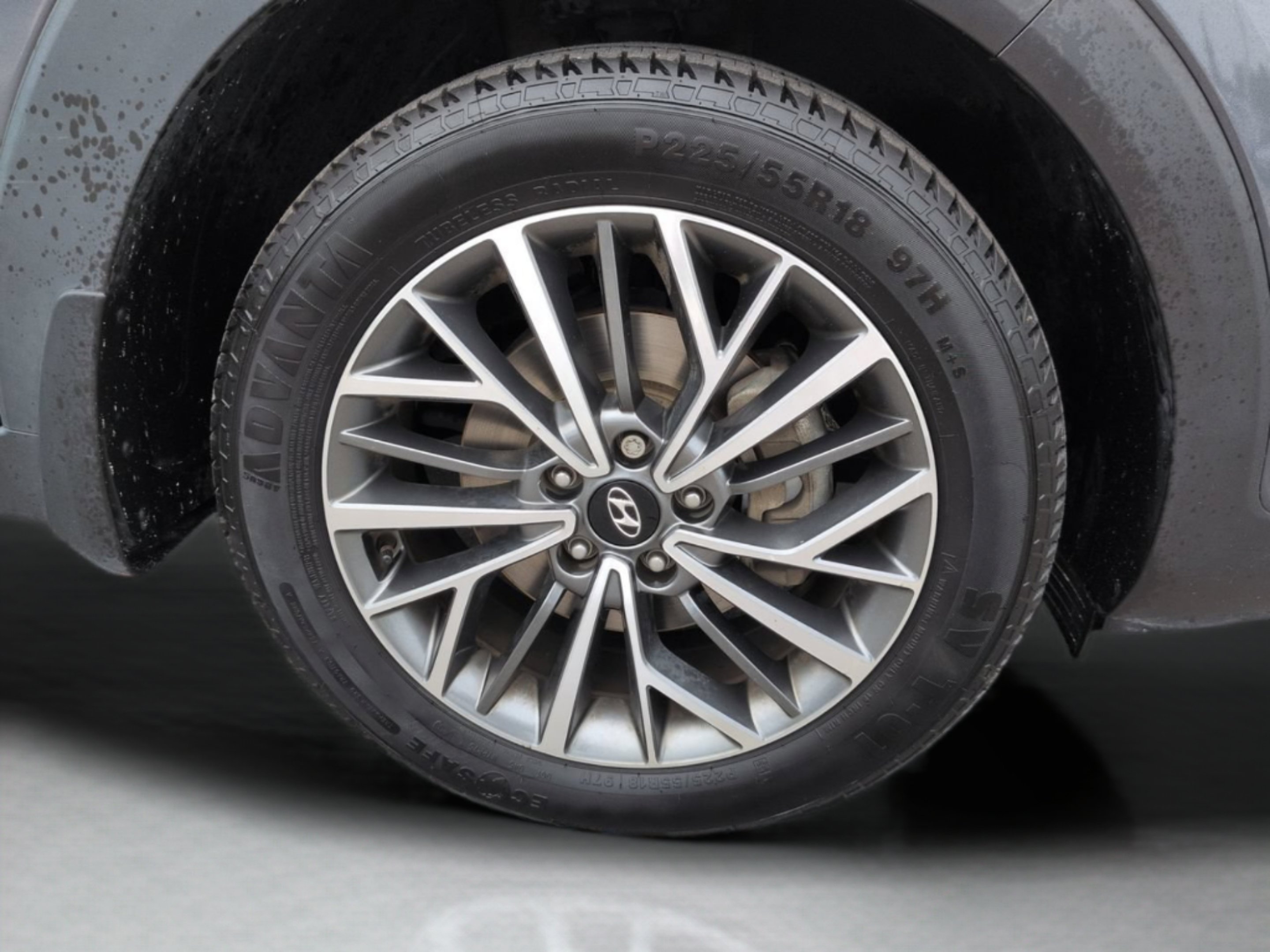 Used 2019 Coliseum Gray Hyundai SEL image 11
