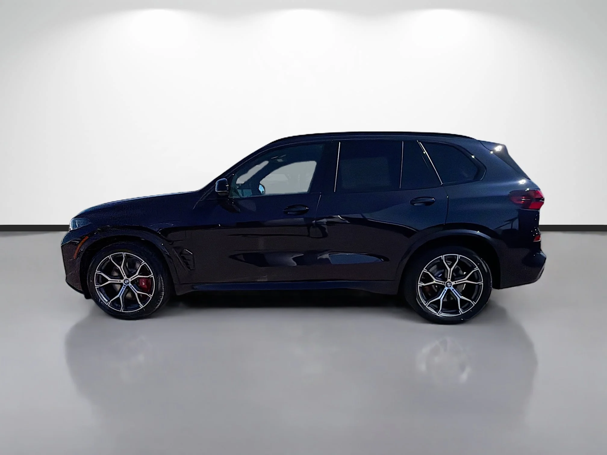 New 2026 Carbon Black Metallic BMW xDrive50e image 6