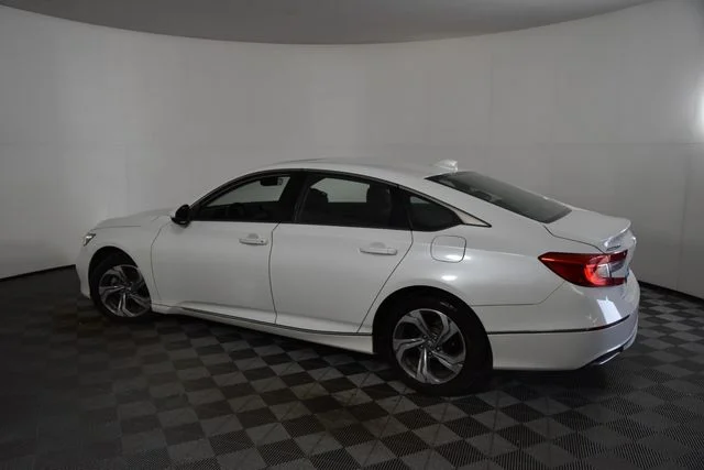 Used 2018  Honda EX-L image 8