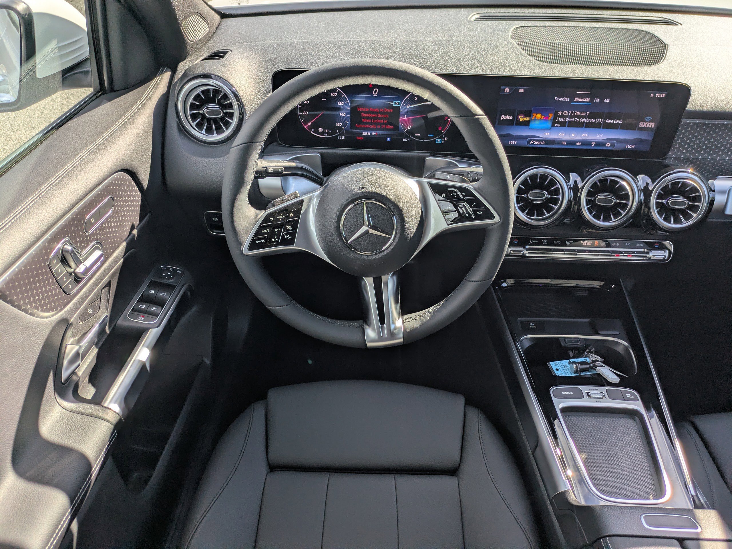 New 2026 Polar White Mercedes-Benz GLB 250 image 48