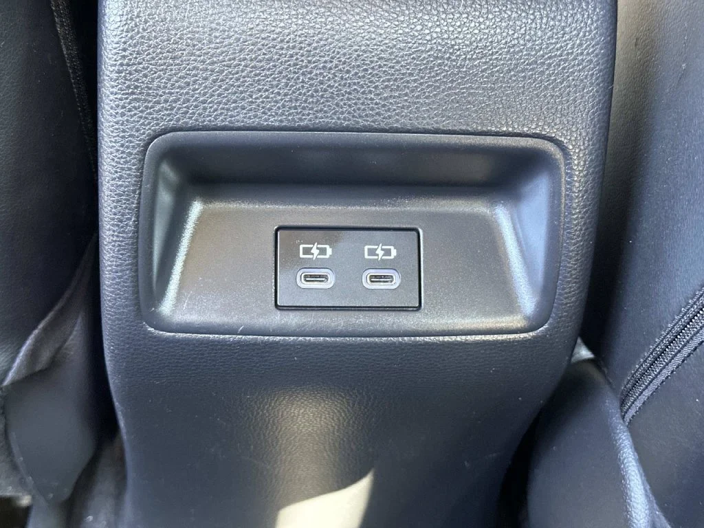 Certified Used 2025  Toyota XLE image 20