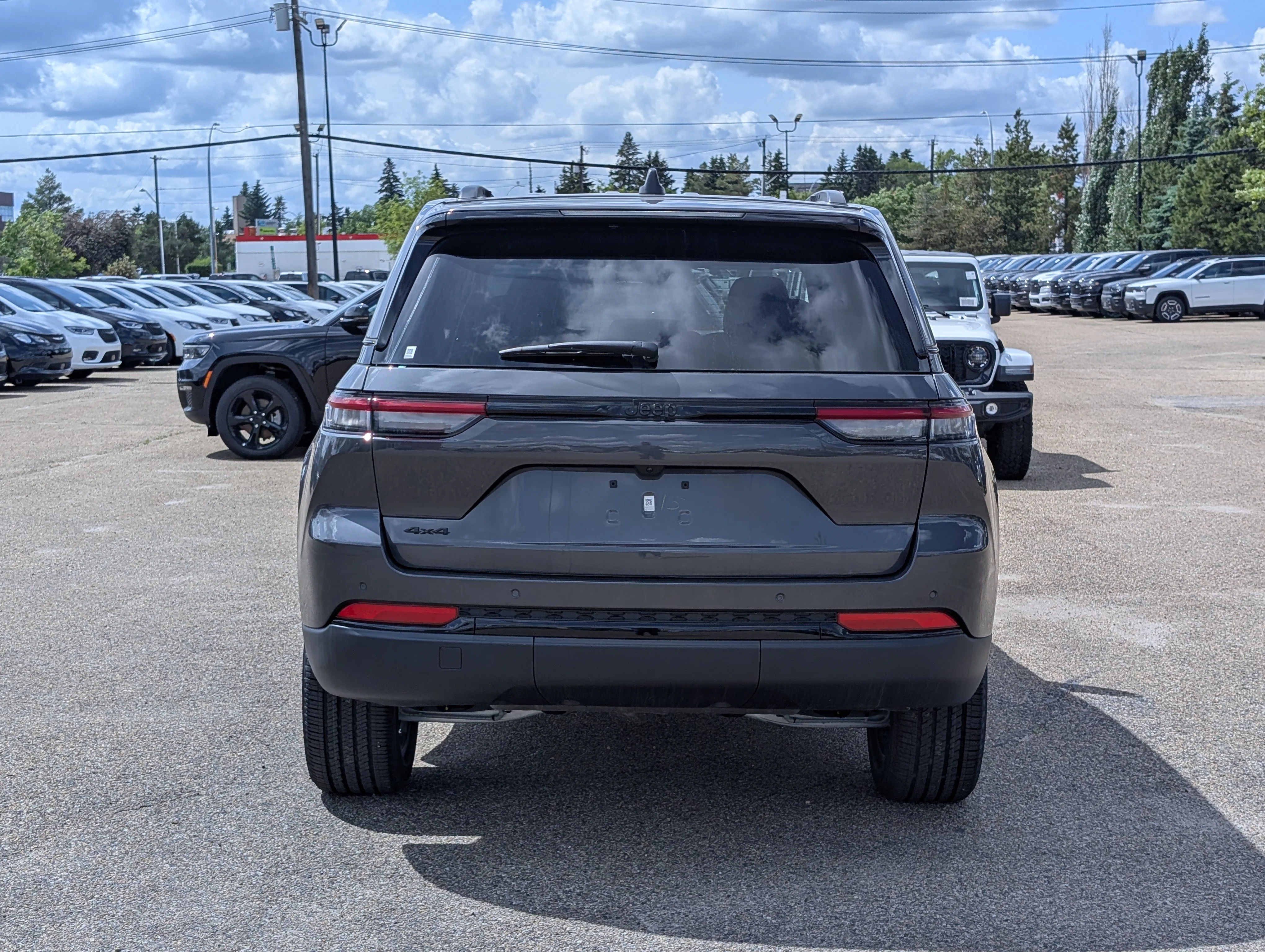 New 2025 Baltic Grey Metallic Jeep Altitude image 5
