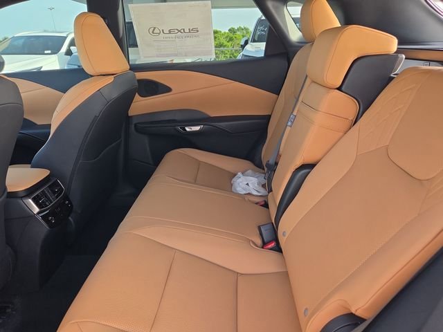 New 2026 Eminent White Pearl Lexus PREMIUM image 30