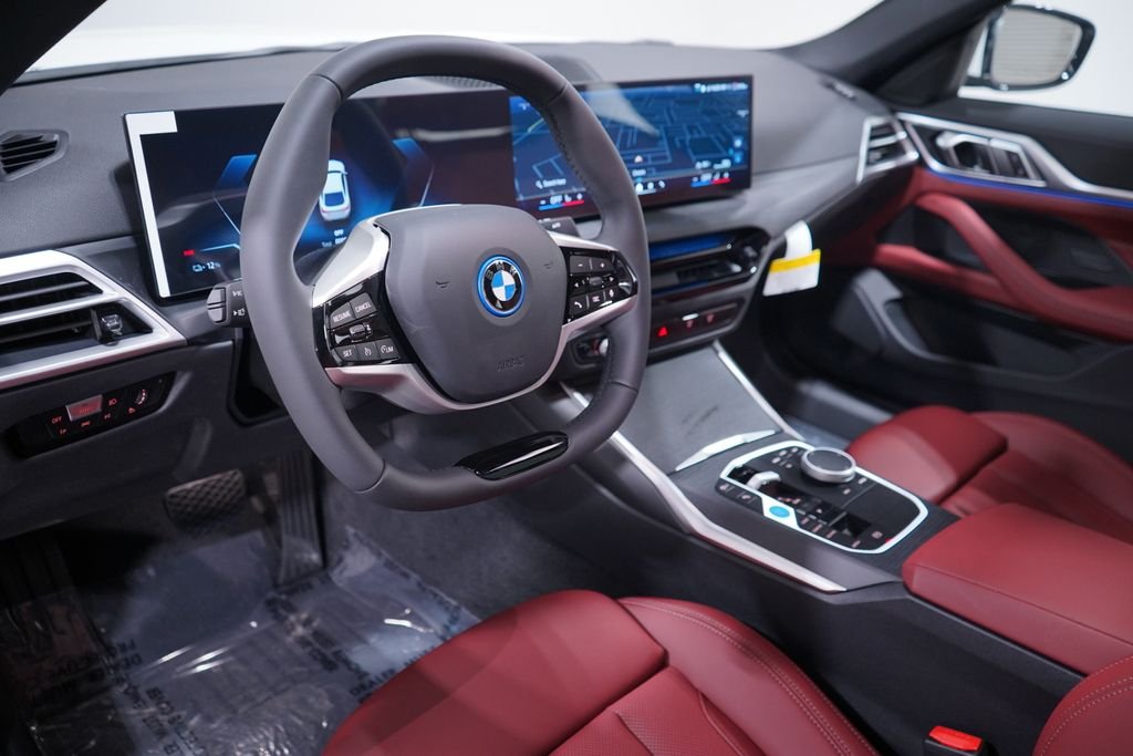 New 2026 Alpine White BMW eDrive40 image 6