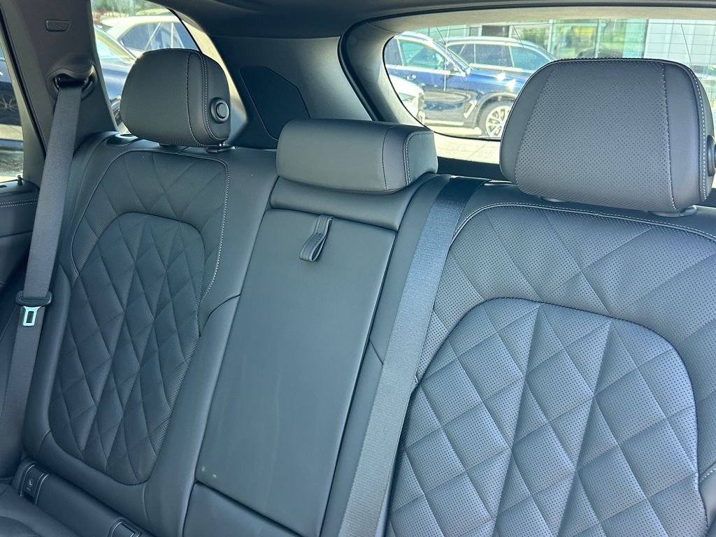 2026 BMW X5 50e - Photo 32